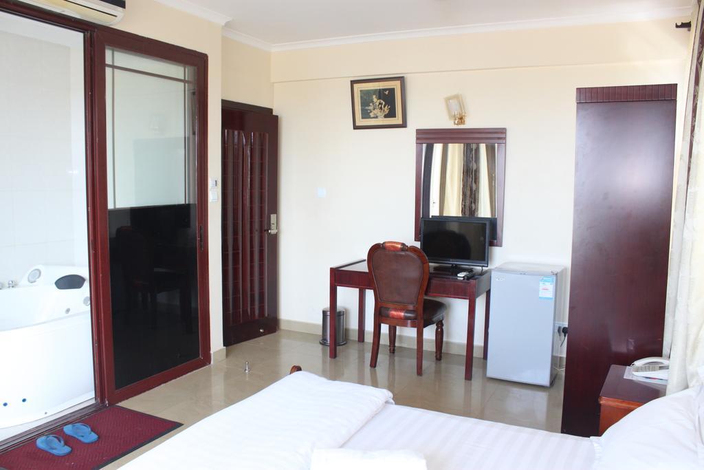 Mic Hotel Dar es Salaam Room photo
